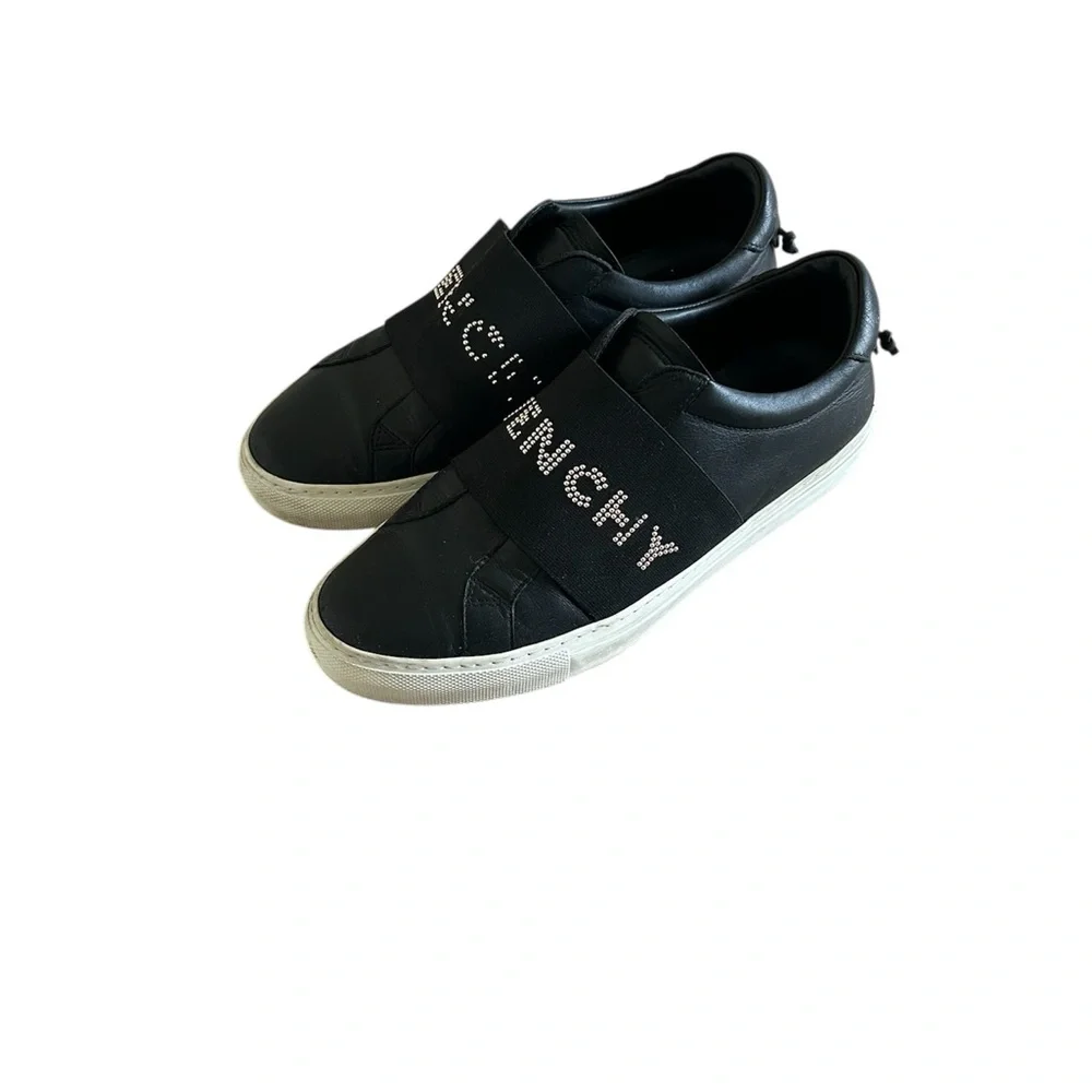 Givenchy Urban Street Low Top Slip On Leather Sneakers